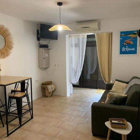 Studio Tout Equipe De 27M2, A 100M De La Mer, Et 500M Des Commerces Algajola  Bagian luar foto