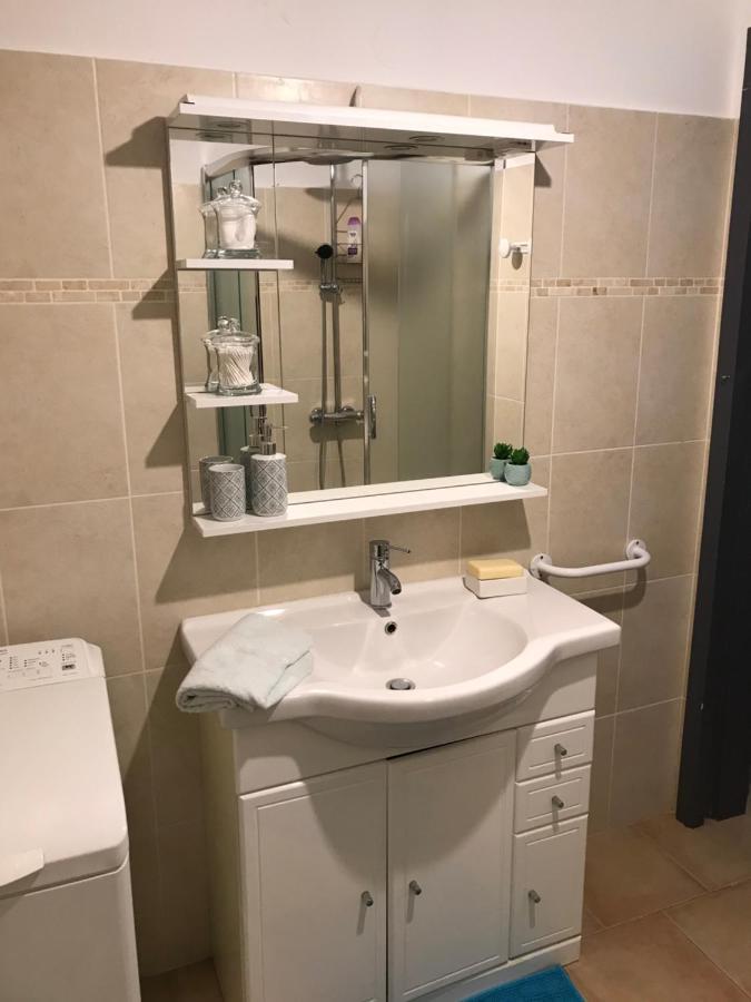 Studio Tout Equipe De 27M2, A 100M De La Mer, Et 500M Des Commerces Algajola  Bagian luar foto